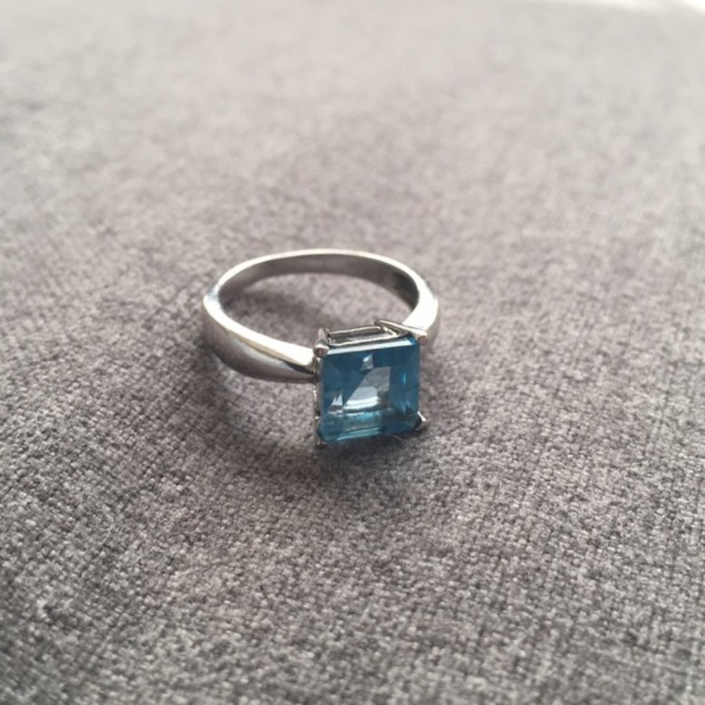 Princess Solitaire Topez Ring in 925 Italy Silver